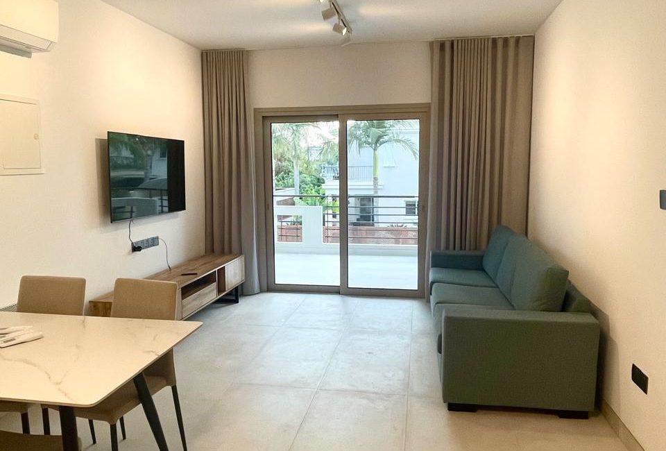 Stylish 2-Bedroom Apartment for Rent | R0001