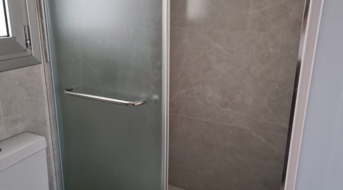 Spacious 2-Bedroom Apartment for Rent | R0014