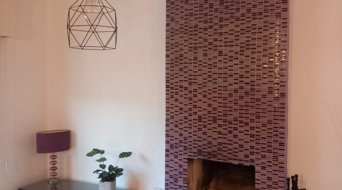 Cozy 3-Bedroom House with Terrace | R0006
