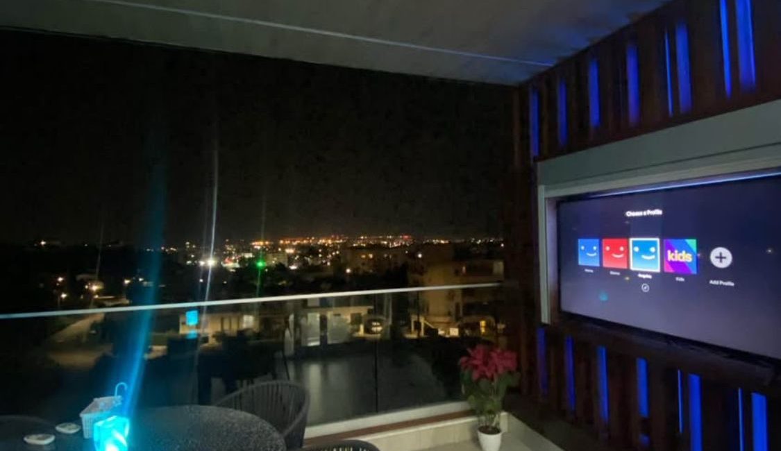 Luxury 3-Bedroom Apartment | R0011