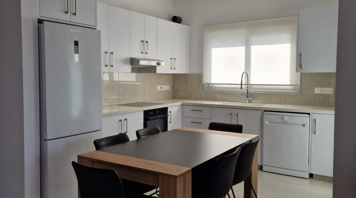 Spacious 2-Bedroom Apartment for Rent | R0014