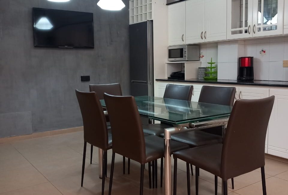 Cozy 3-Bedroom House with Terrace | R0006