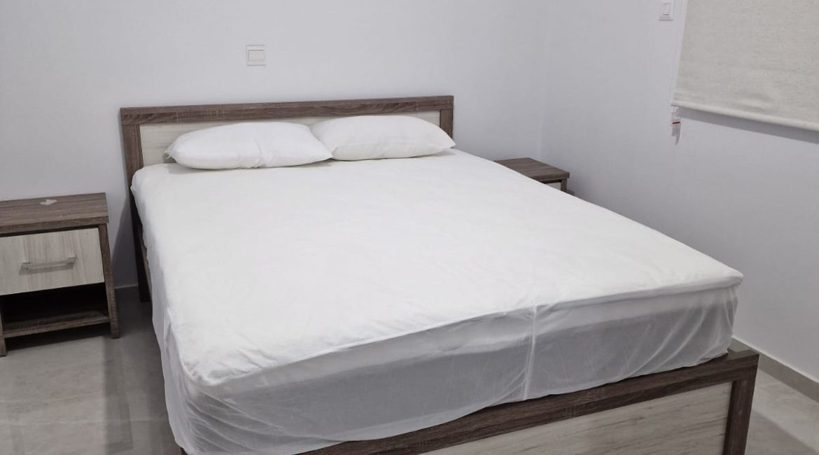 Spacious 2-Bedroom Apartment for Rent | R0014