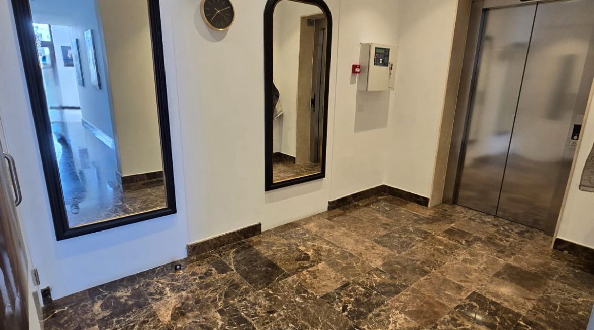 2-Bedroom Apartment for Rent in Luxury Complex | R0004