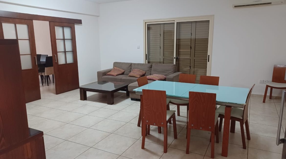 4-Bedroom House for Rent | R0015