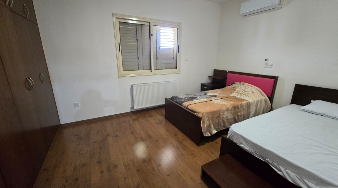 4-Bedroom House for Rent | R0015