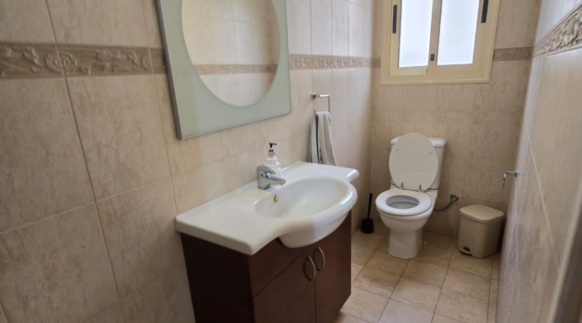 4-Bedroom House for Rent | R0015