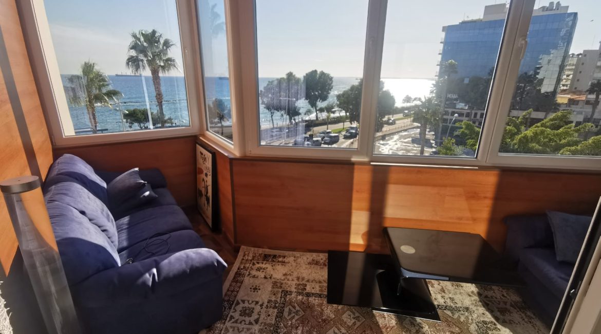 Seafront 2-Bedroom Apartment in Kanika | R0012