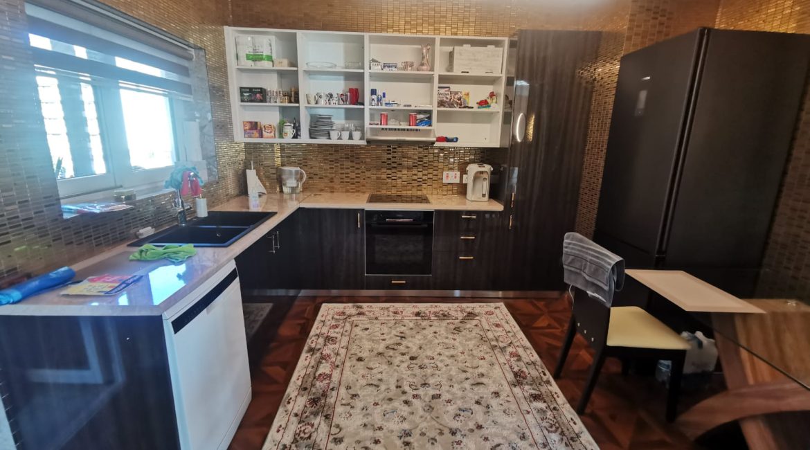 Seafront 2-Bedroom Apartment in Kanika | R0012