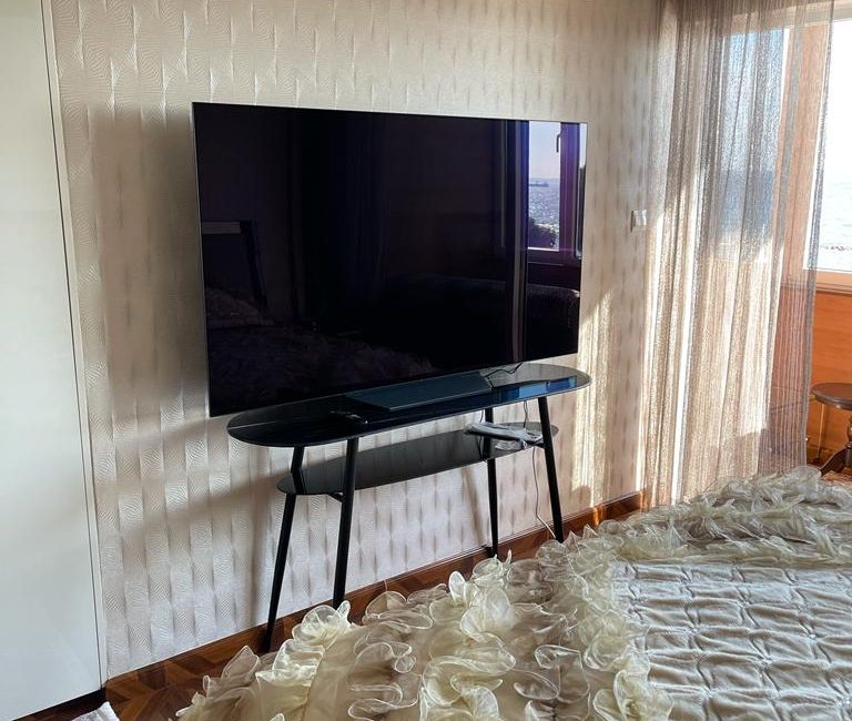Seafront 2-Bedroom Apartment in Kanika | R0012