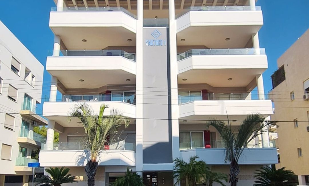 Renovated 3-Bedroom Apartment with Sea View | R0017