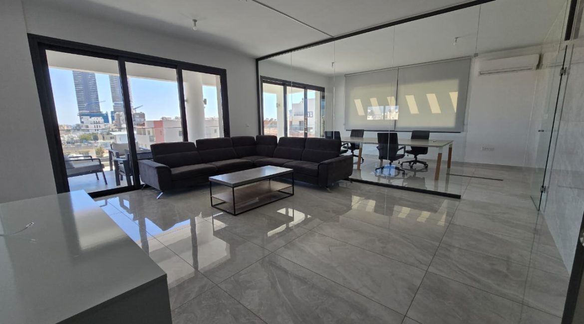 STUNNING OFFICE, Agios Nicolaos area | R0002