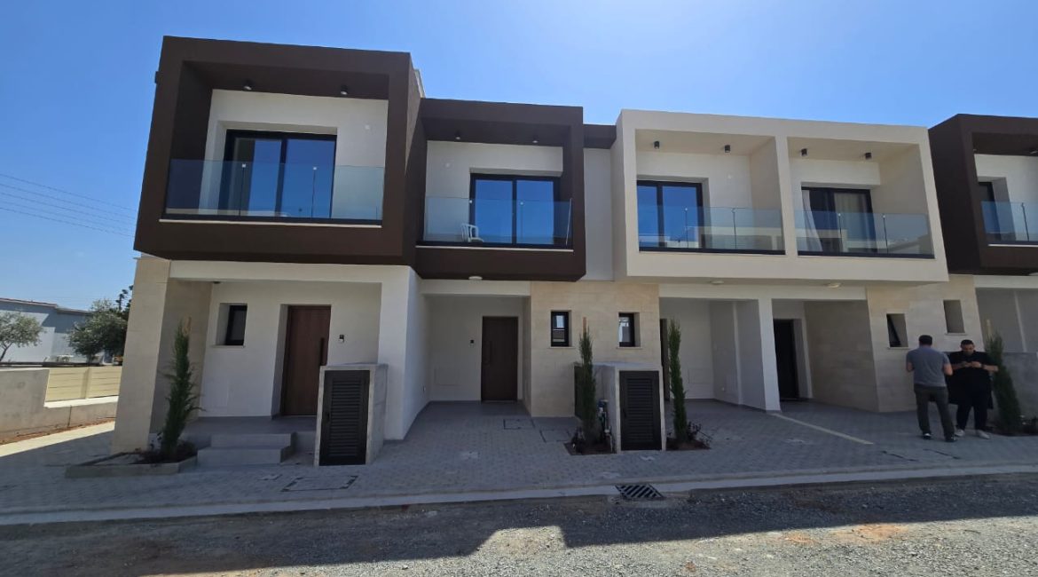 2-Bedroom Maisonette for Sale – Pareklisia | 0013