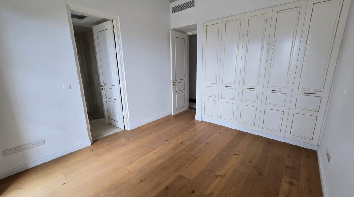 2-Bedroom Apartment for Rent in Luxury Complex | R0004