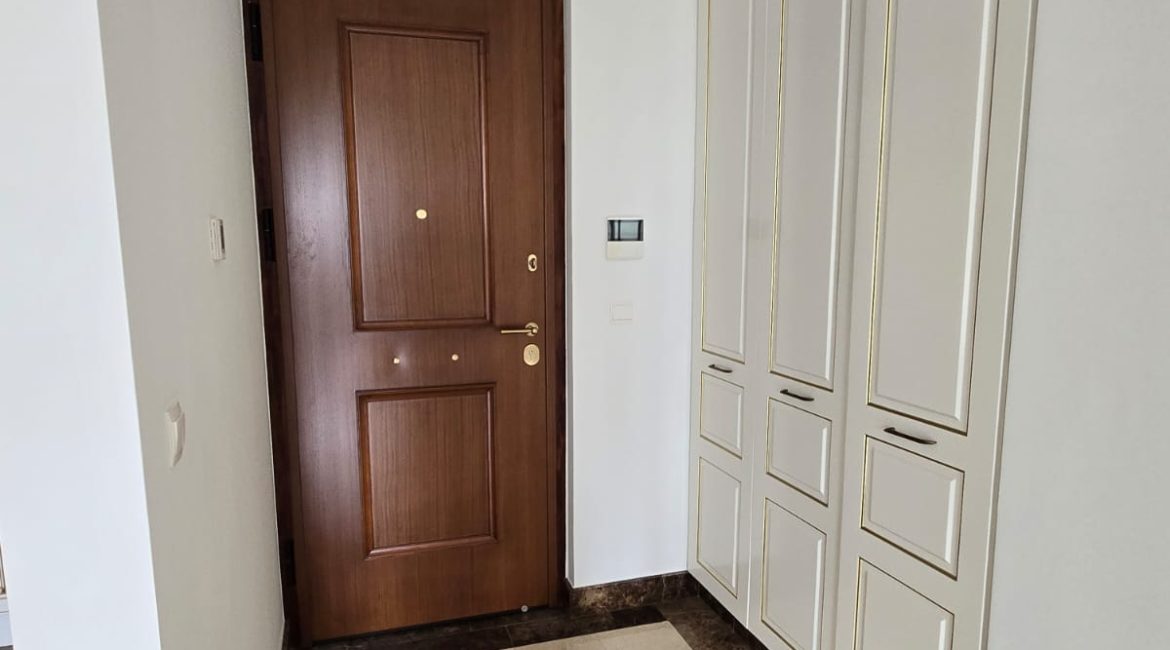2-Bedroom Apartment for Rent in Luxury Complex | R0004