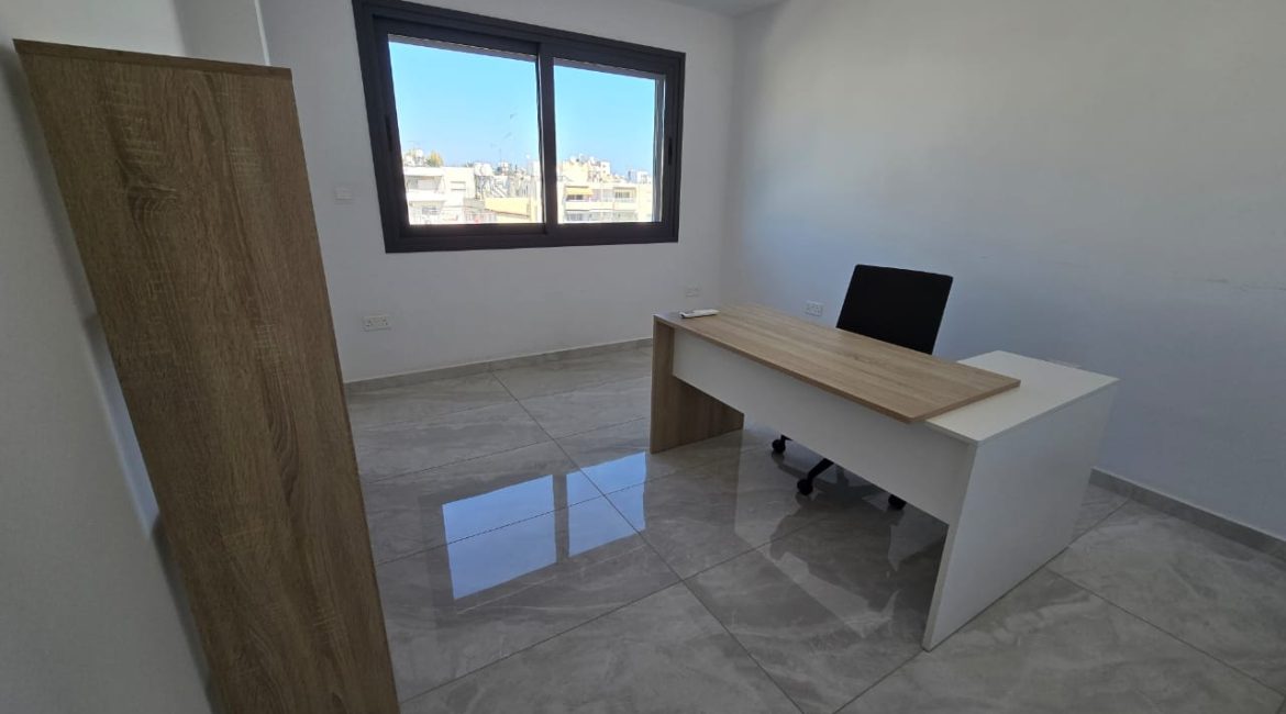 STUNNING OFFICE, Agios Nicolaos area | R0002