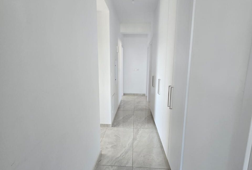 STUNNING OFFICE, Agios Nicolaos area | R0002