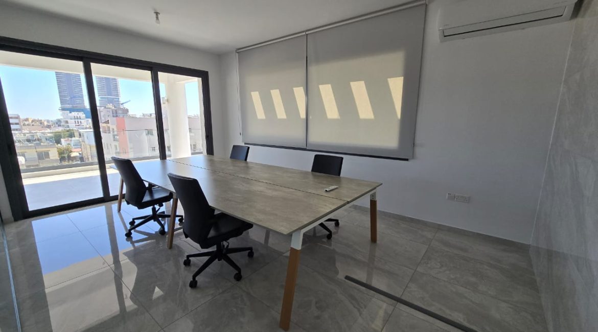 STUNNING OFFICE, Agios Nicolaos area | R0002