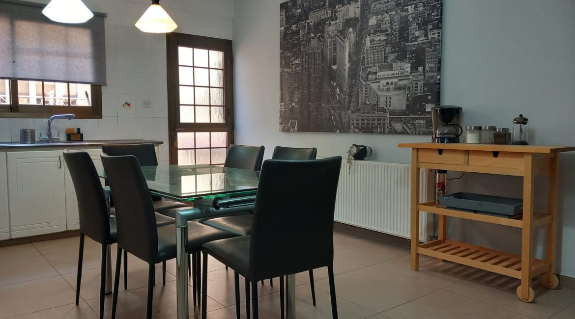 Cozy 3-Bedroom House with Terrace | R0006