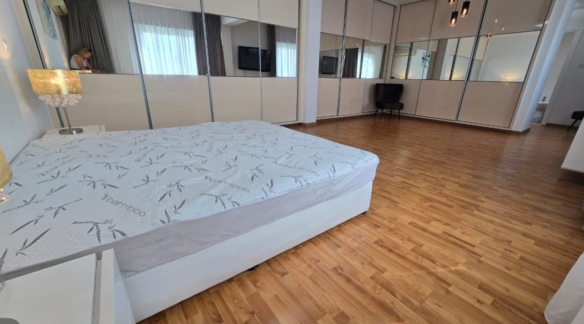 Exquisite Penthouse Living with Breathtaking Sea Views | R0023