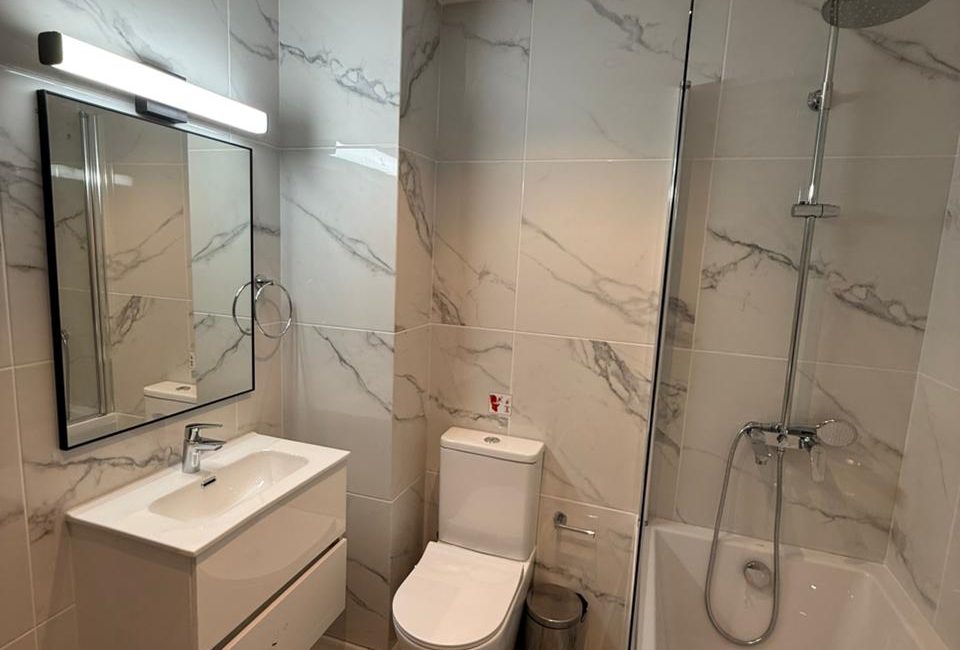 3 bedroom flat in Zakaki