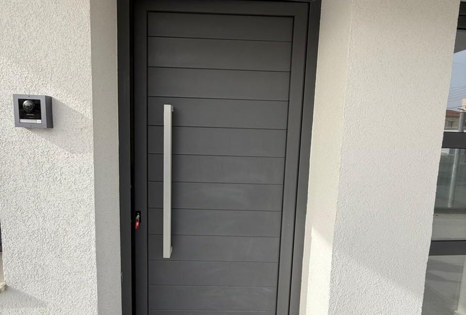 3 bedroom flat in Zakaki