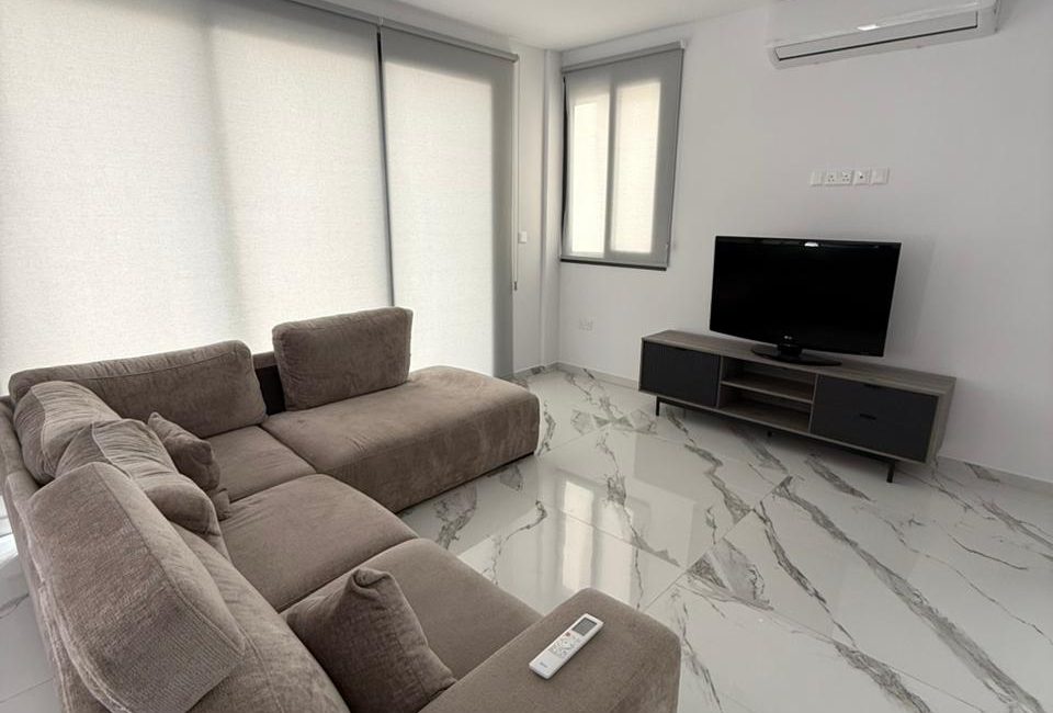 3 bedroom flat in Zakaki