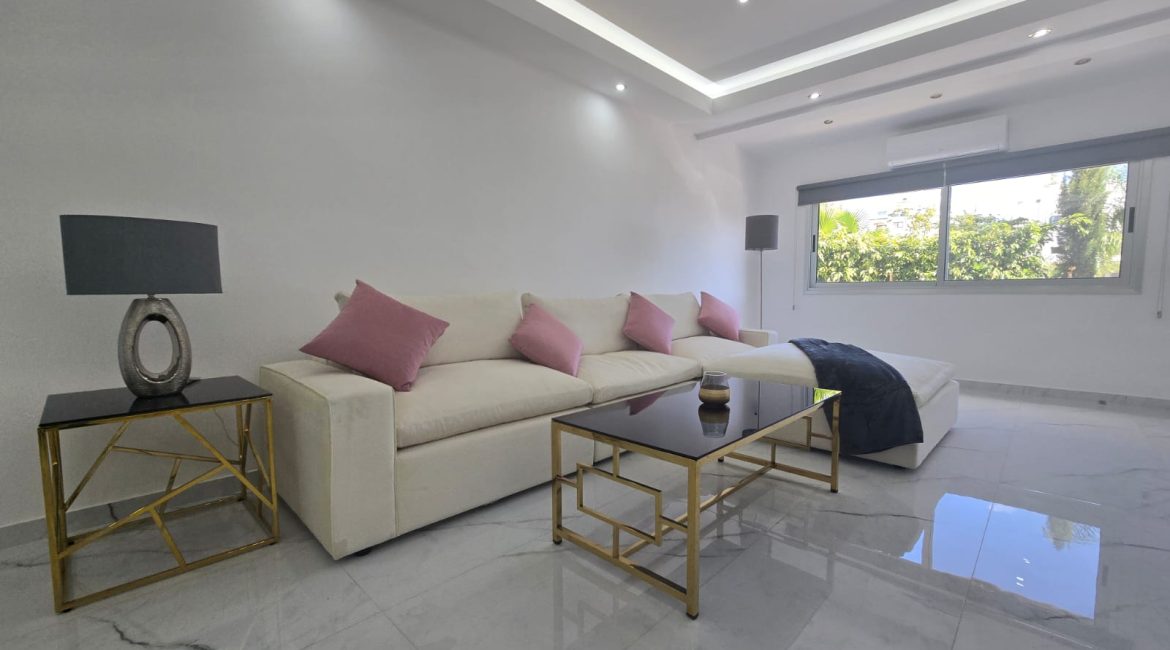 Agios Tychonas Seaside Residence for Rent